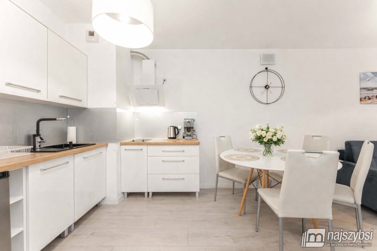 Kołobrzeg-Apartament  2 pok. z miejscem postojowym (6)
