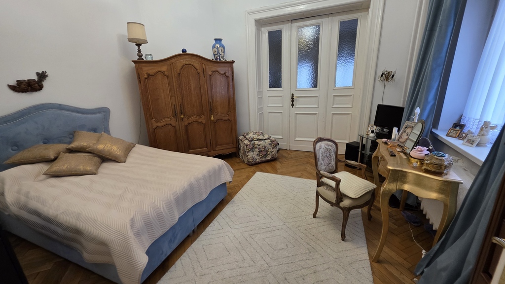 Mieszkanie kamienica na Piłsudskiego 1 piętro (4)