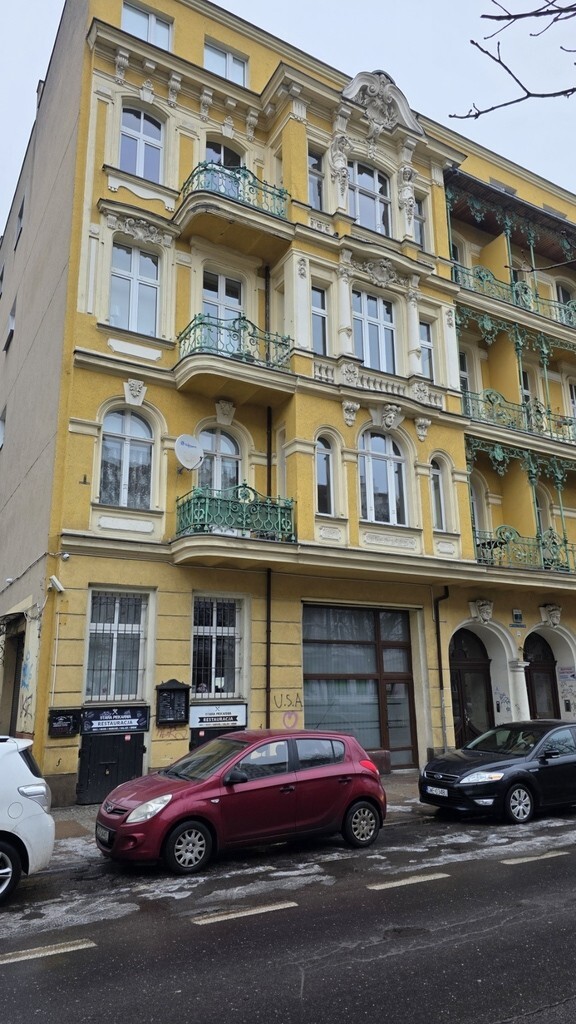 Mieszkanie kamienica na Piłsudskiego 1 piętro (11)