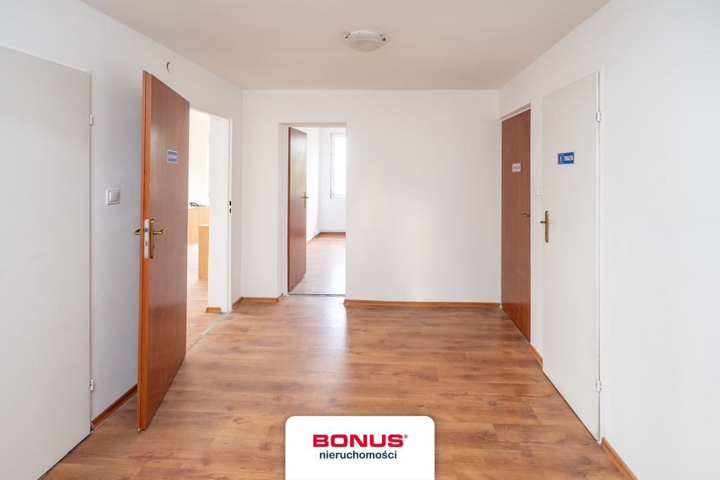 Obiekt usługowy w dobrej lokalizacji (8)