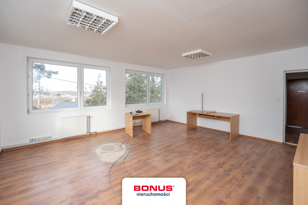 Obiekt usługowy w dobrej lokalizacji (13)