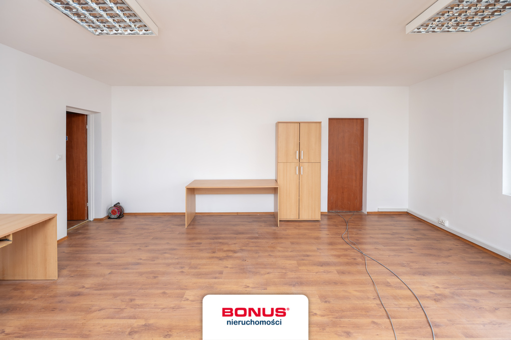 Obiekt usługowy w dobrej lokalizacji (15)