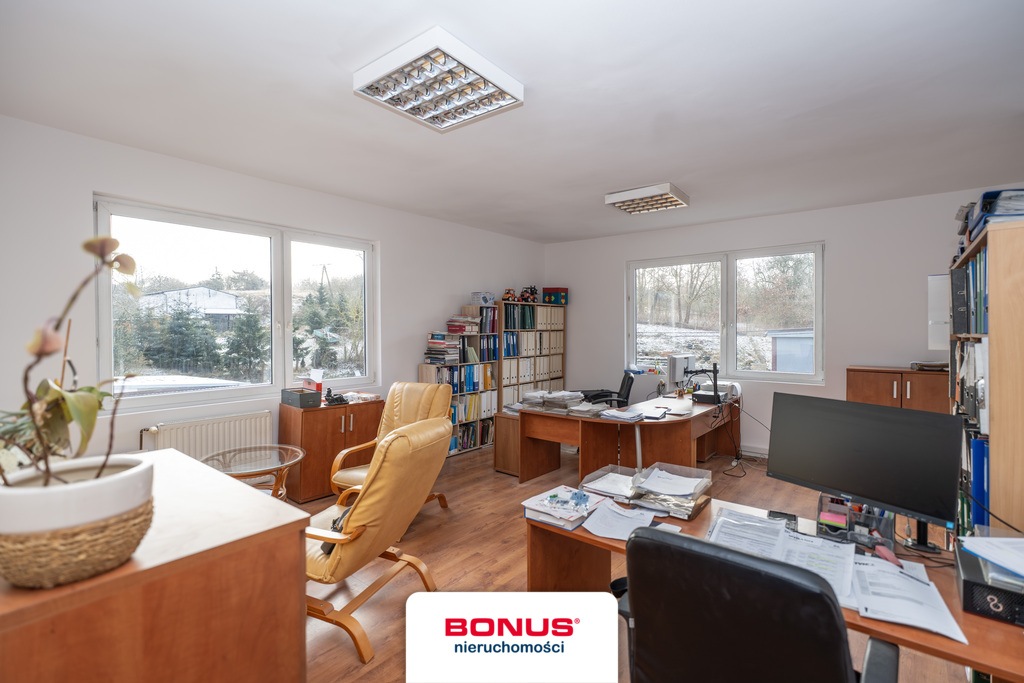 Obiekt usługowy w dobrej lokalizacji (17)