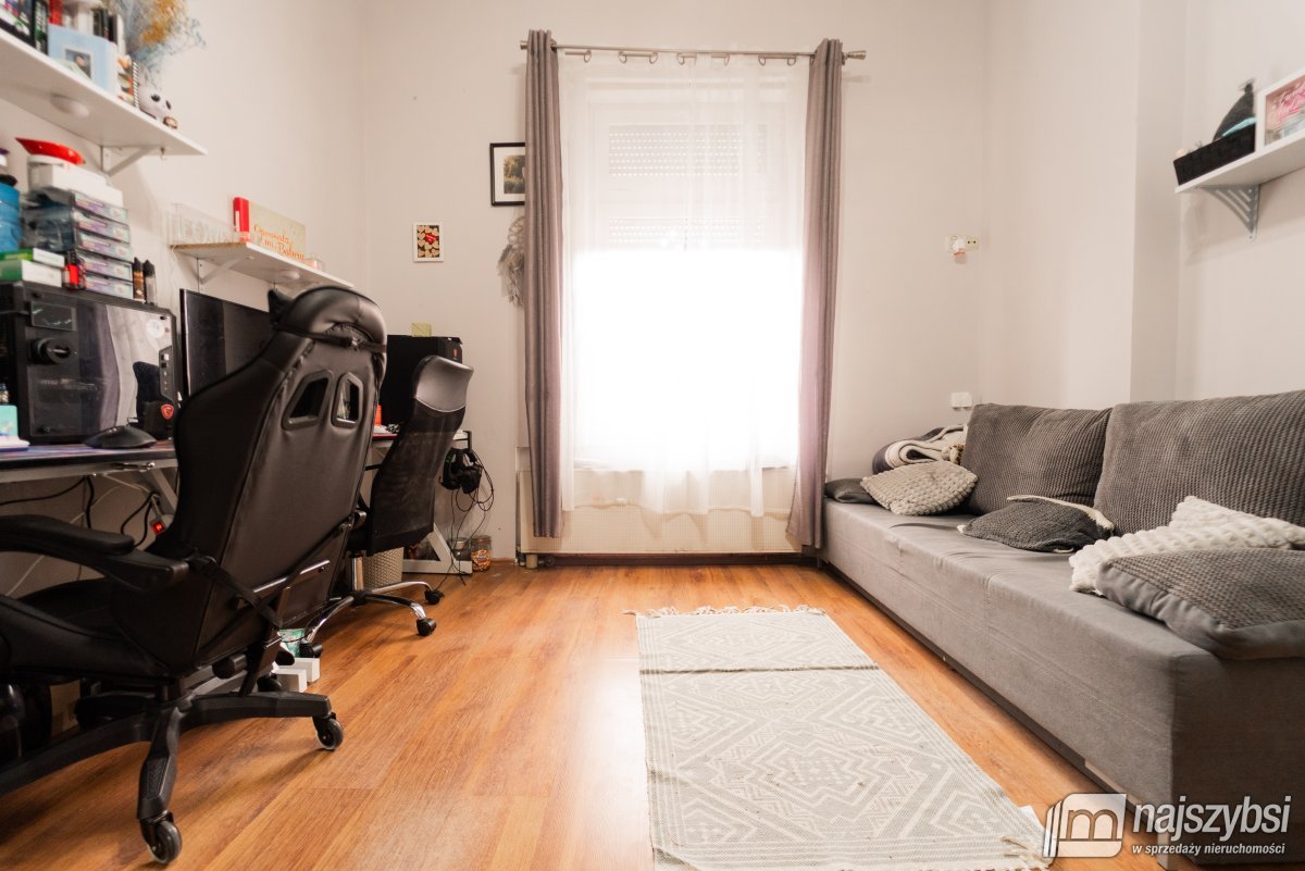 Pyrzyce - duże 3 pokojowe mieszkanie. (11)