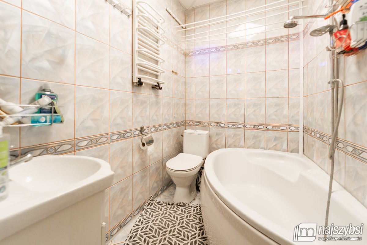 Pyrzyce - duże 3 pokojowe mieszkanie. (15)