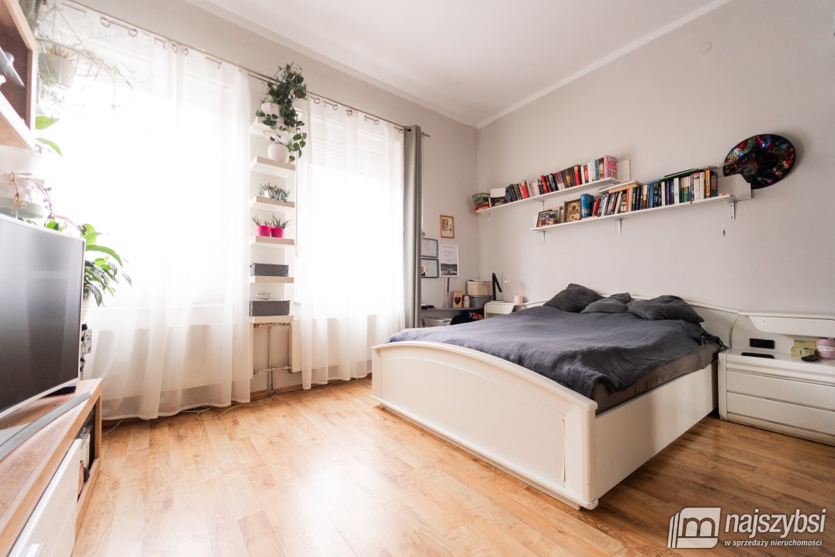 Pyrzyce - duże 3 pokojowe mieszkanie. (9)
