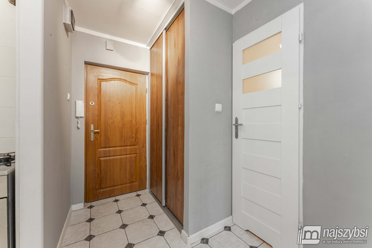 Białogard - mieszkanie 2-pokojowe (11)