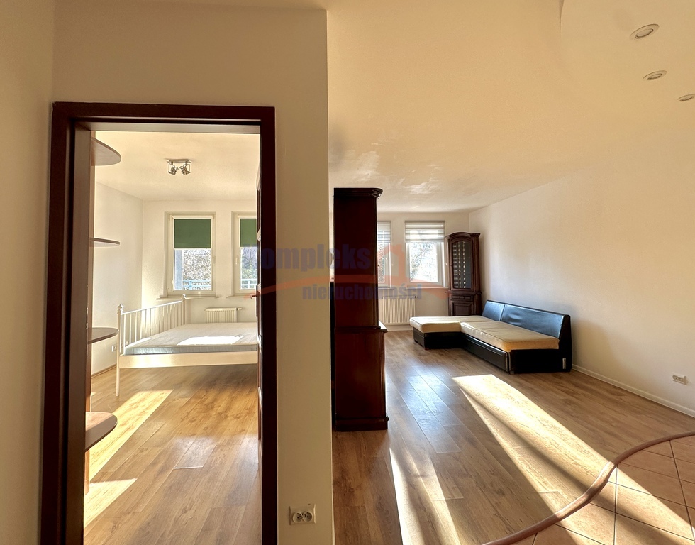 top lokalizacja!! 2 pok. garaż (9)