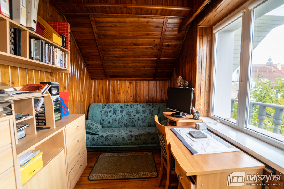 Kamienica przy rynku w Trzebiatowie (16)