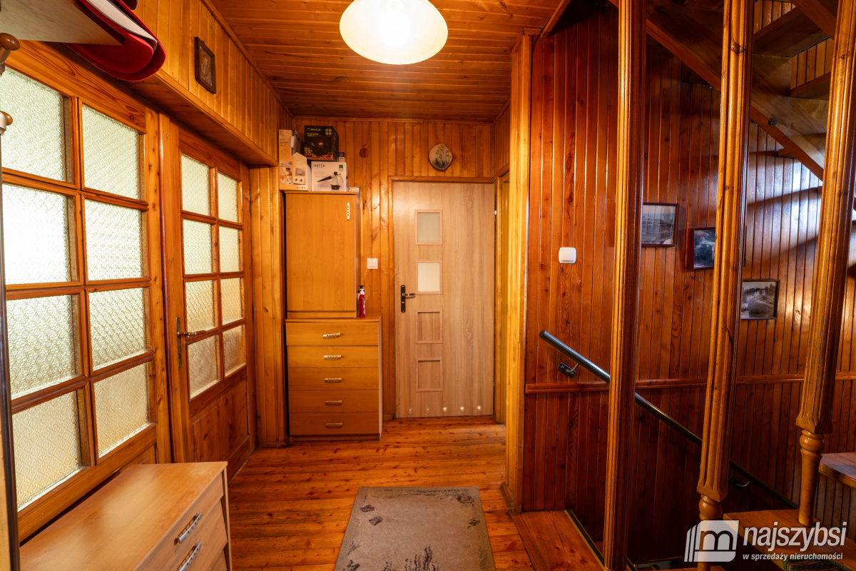 Kamienica przy rynku w Trzebiatowie (18)