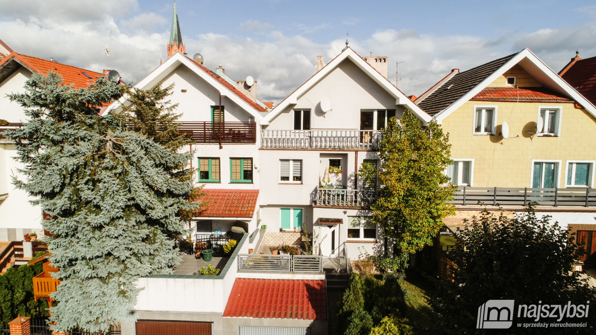 Kamienica przy rynku w Trzebiatowie (25)