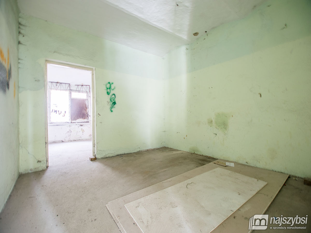 Gryfice magazyn hala 390 m2 (4)