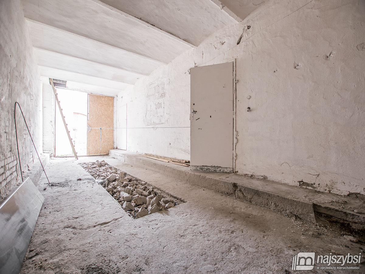 Gryfice magazyn hala 390 m2 (9)