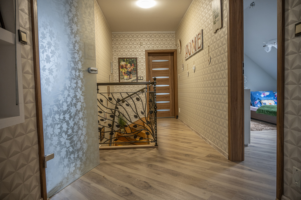 Dom wolnostojący, stawy, wędzarnia -duża działka (11)