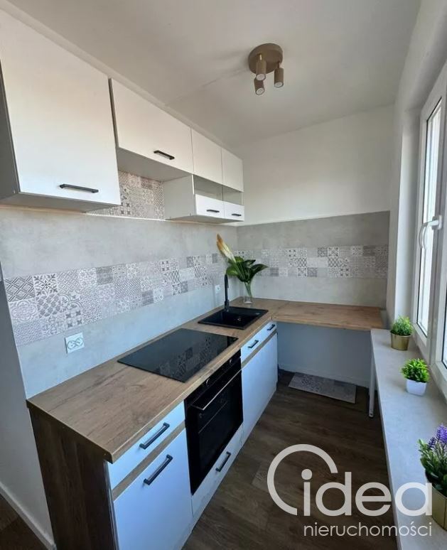 3 pokoje na Os. Zawadzkiego. (1)