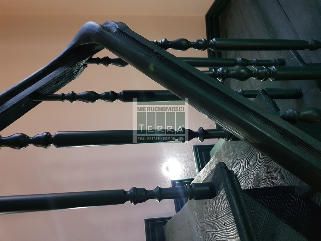 STYLOWE BIURO Z WIDOKIEM NA RATUSZ (18)