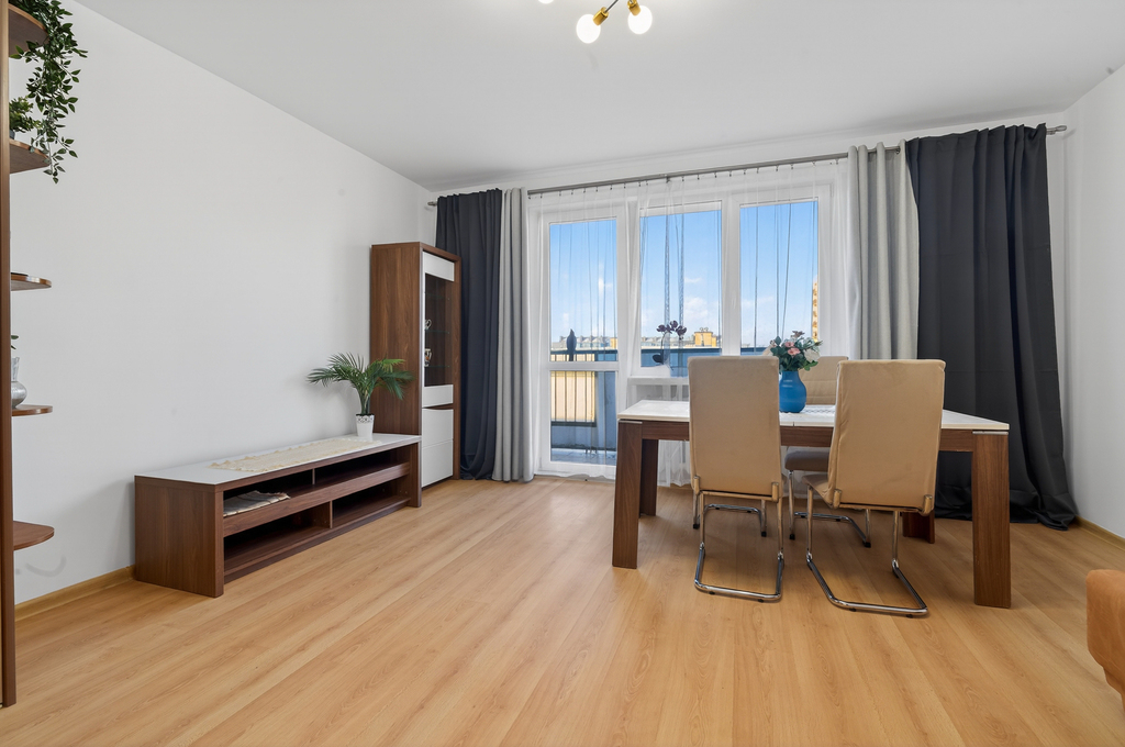 58m2, 2 pok. dobry standard, duży balkon! Pogodno (1)