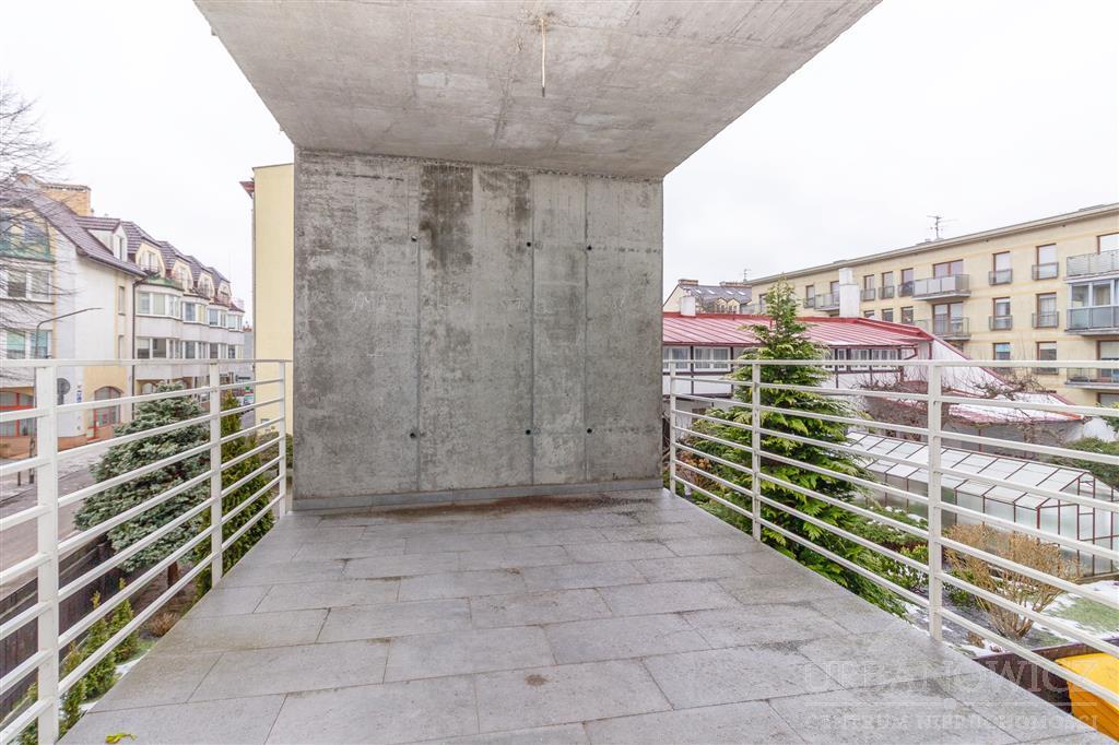 2-pok. mieszkanie, 1 piętro w nowym bloku z windą. (5)