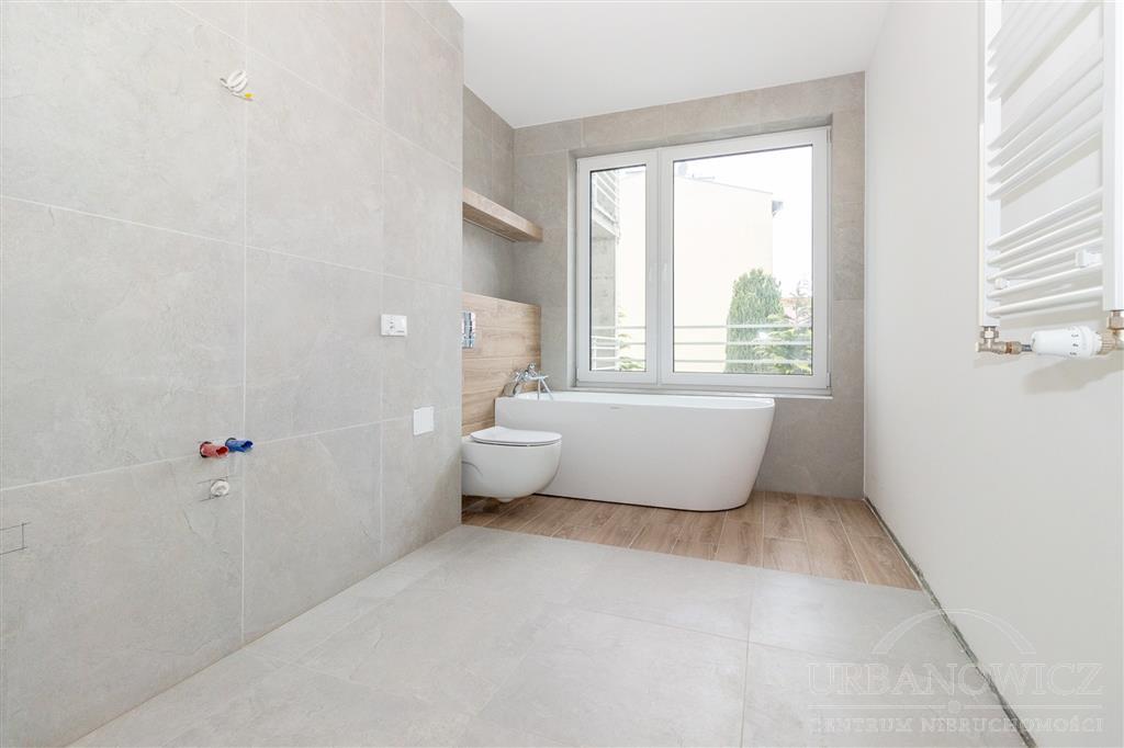 2-pok. mieszkanie, 1 piętro w nowym bloku z windą. (6)