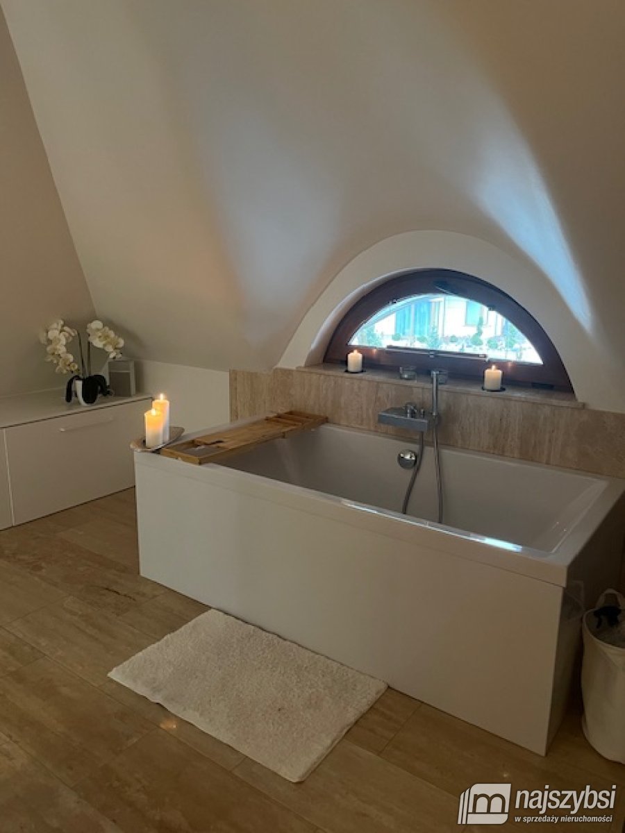 Tanowo- elegancki dom z ogródkiem japońskim (10)