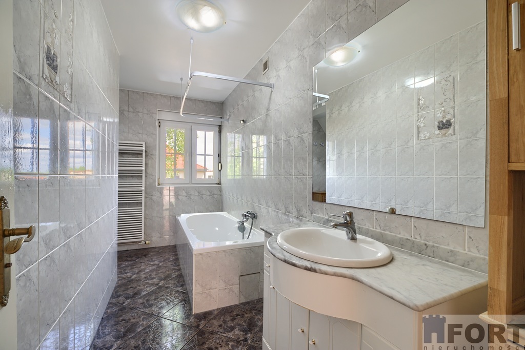 Doskonała lokalizacja i prestiż dladomu lub firmy (14)