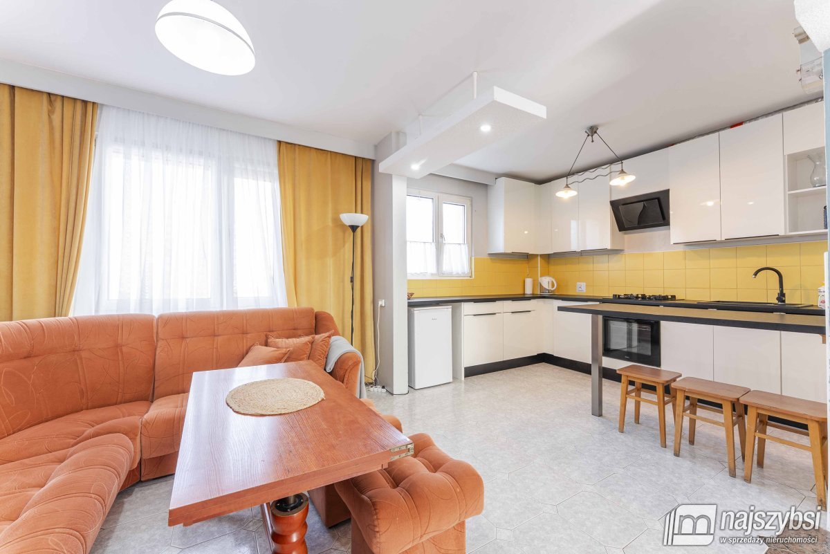 KOŁOBRZEG CENTRUM - mieszkanie 3-pokojowe (1)