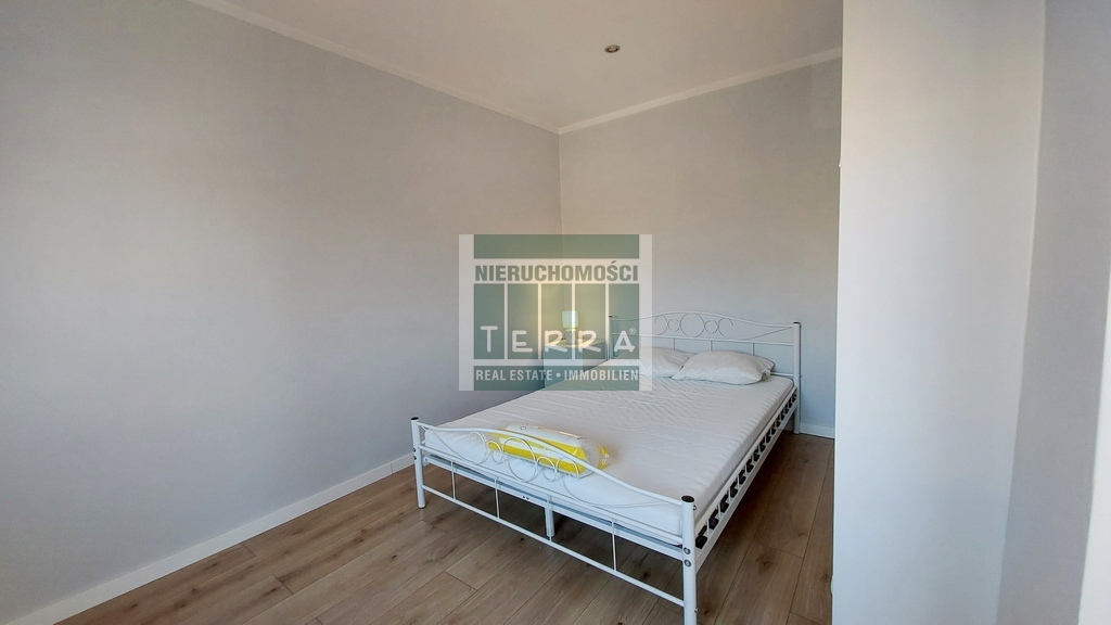 Przytulna kawalerka z sypialnią (8)