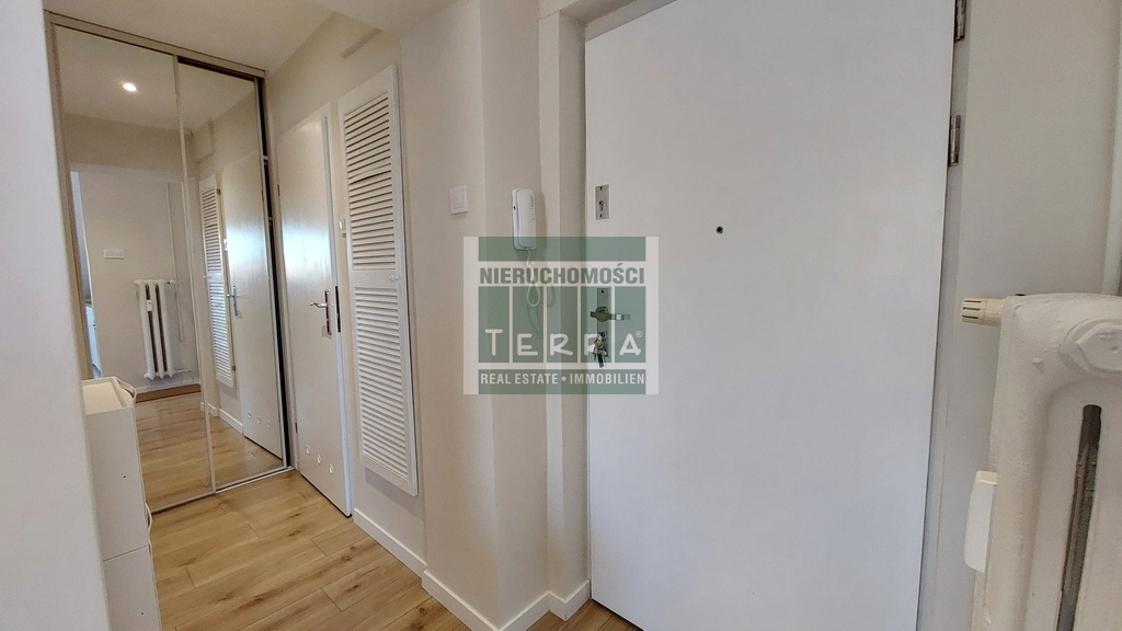 Przytulna kawalerka z sypialnią (11)