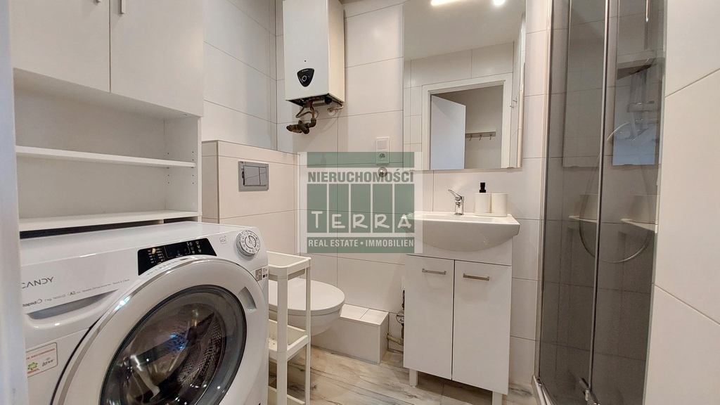 Przytulna kawalerka z sypialnią (5)