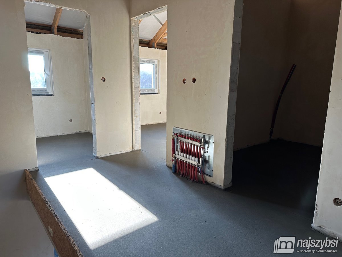 Pucice - połowa bliźniaka stan deweloperski  (17)