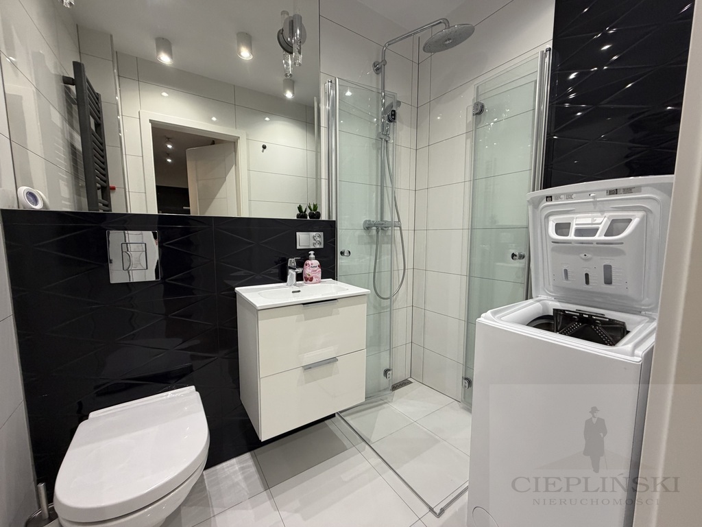 Wynajem | 3 pokoje 57 m2 | al. Boh. Warszawy (5)