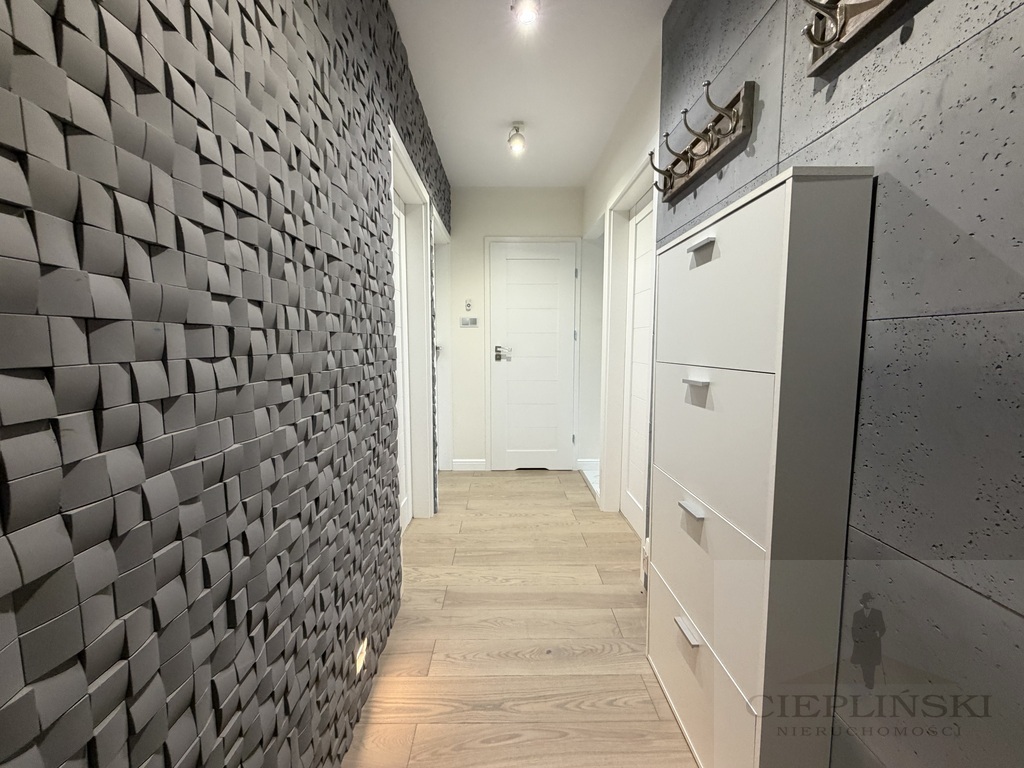 Wynajem | 3 pokoje 57 m2 | al. Boh. Warszawy (7)