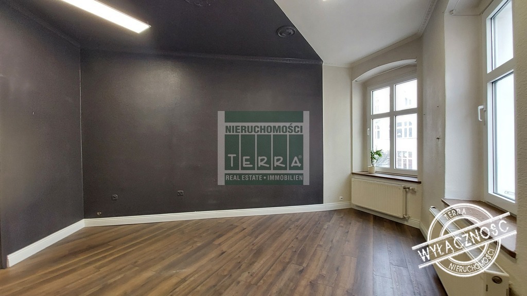 LOKAL na pierwszym piętrze przy Deptaku (7)