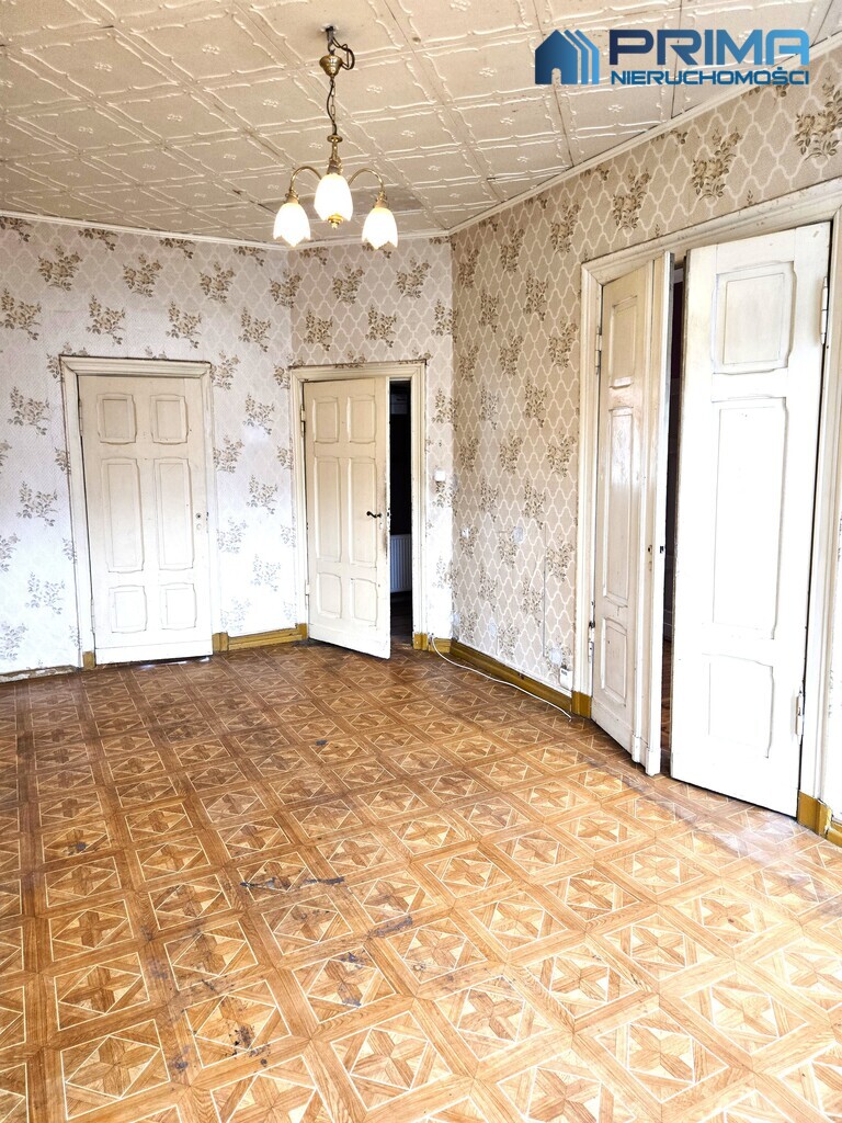 Przestronne 3 pokoje w kamienicy-ogrzewanie gazowe (1)