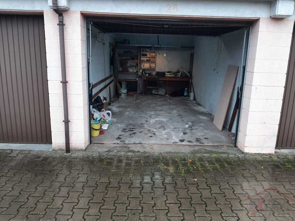 Garaż na sprzedaż .17 m2. Litewska (2)