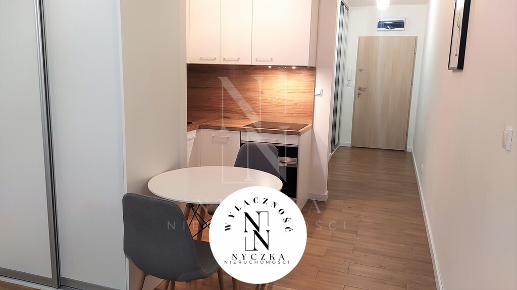 Luksusowa kawalerka w Centrum/Pomorzany! (5)