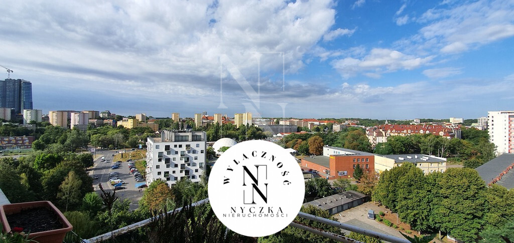 Kawalerka z pięknym widokiem na Panoramę Miasta! (1)