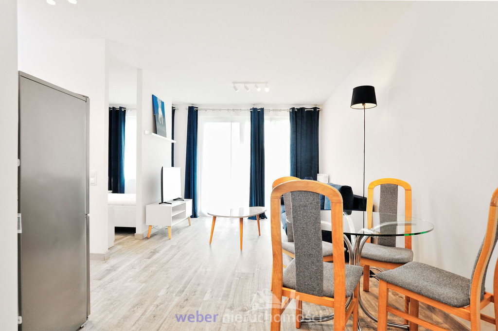 Mieszkanie z ogródkiem i miejscem postojowym (2)