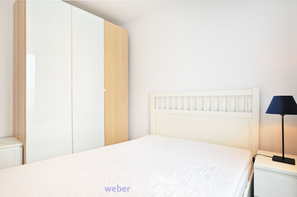 Mieszkanie z ogródkiem i miejscem postojowym (4)