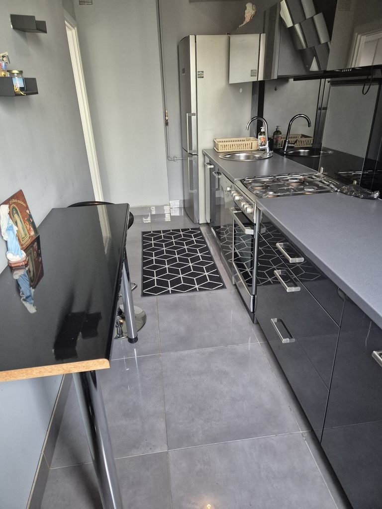 Tanio,2pok,2p,co,cw-miejskie-2100zł plus czynsz (4)