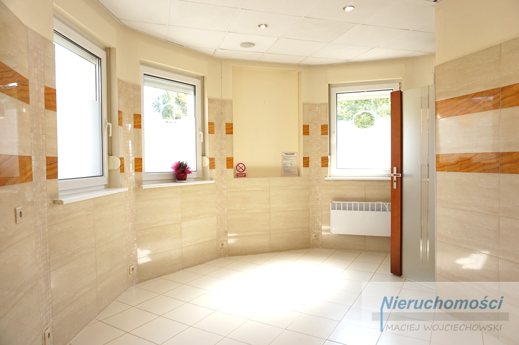 Samodzielny lokal użytkowy (1)