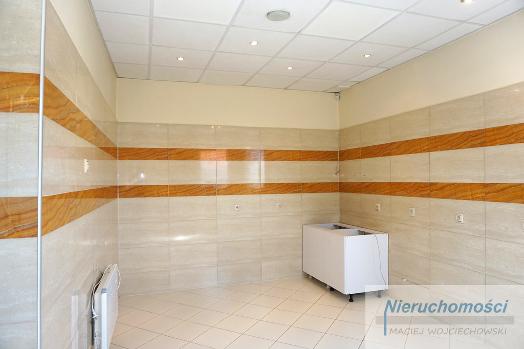 Samodzielny lokal użytkowy (2)