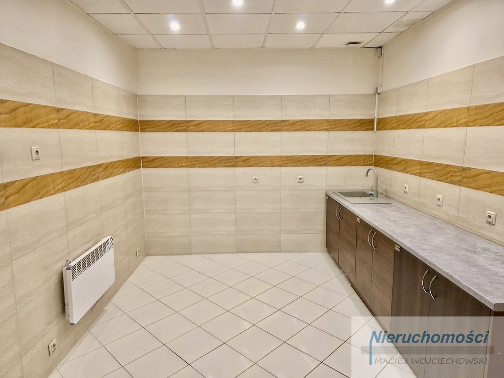 Samodzielny lokal użytkowy (3)