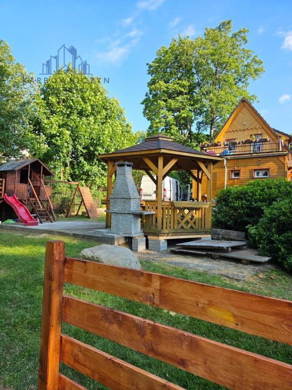 Dom, który pachnie lasem i zarabia, gdy Ty śpisz (13)