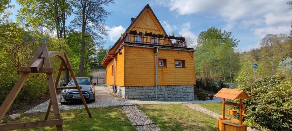 Dom, który pachnie lasem i zarabia, gdy Ty śpisz (24)