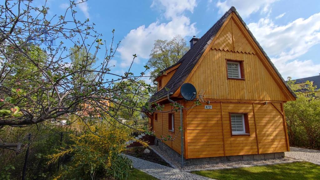 Dom, który pachnie lasem i zarabia, gdy Ty śpisz (28)