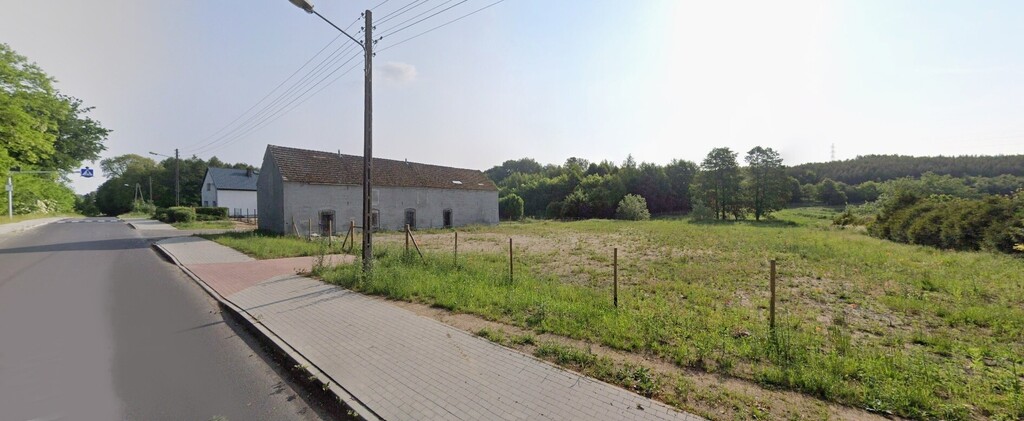 Działka budowlana przy drodze asfalt. ze zjazdem (3)