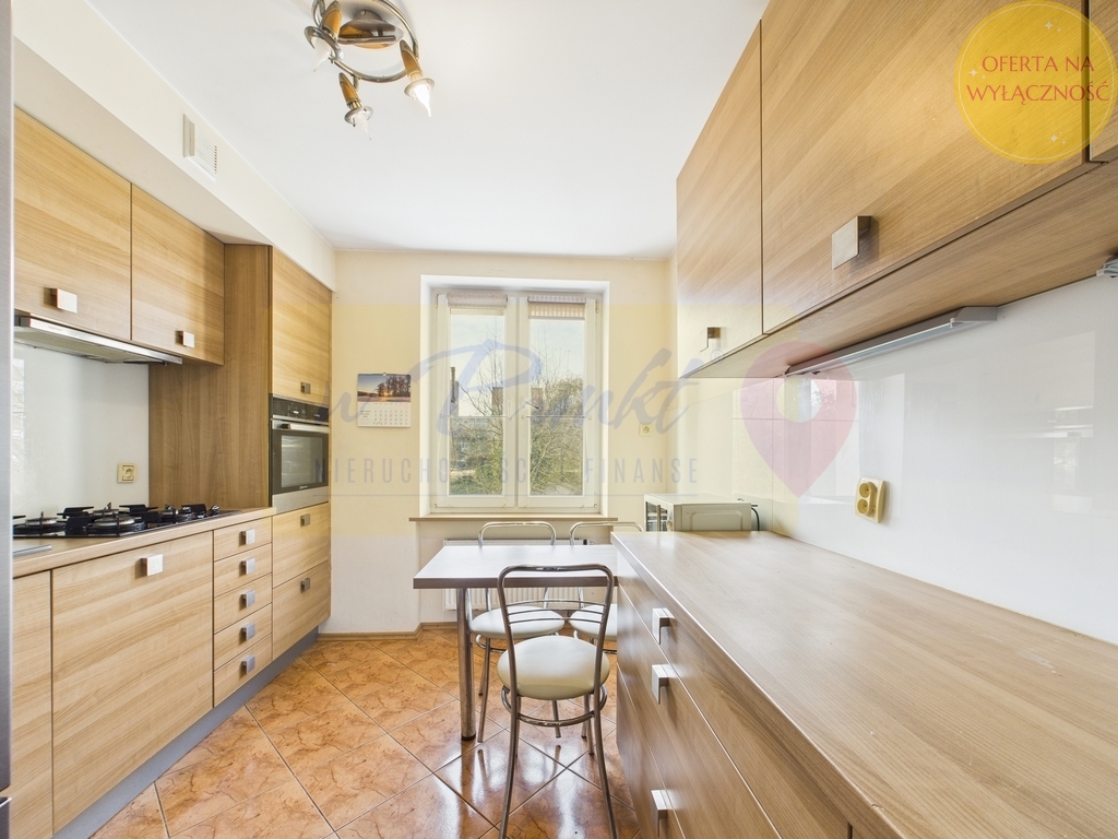 Mieszkanie 3 pokojowe w dobrej lokalizacji (2)