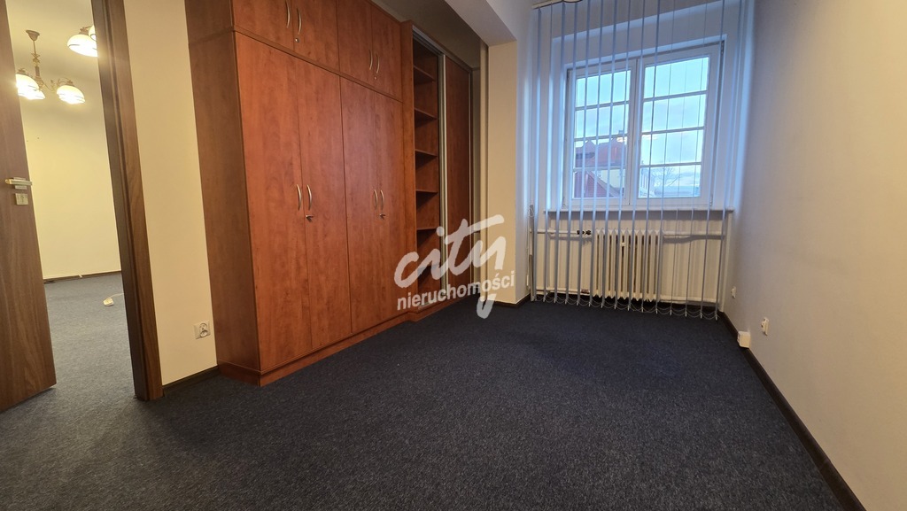 Pogodno! Lokal 200 m2 pod biura (7)