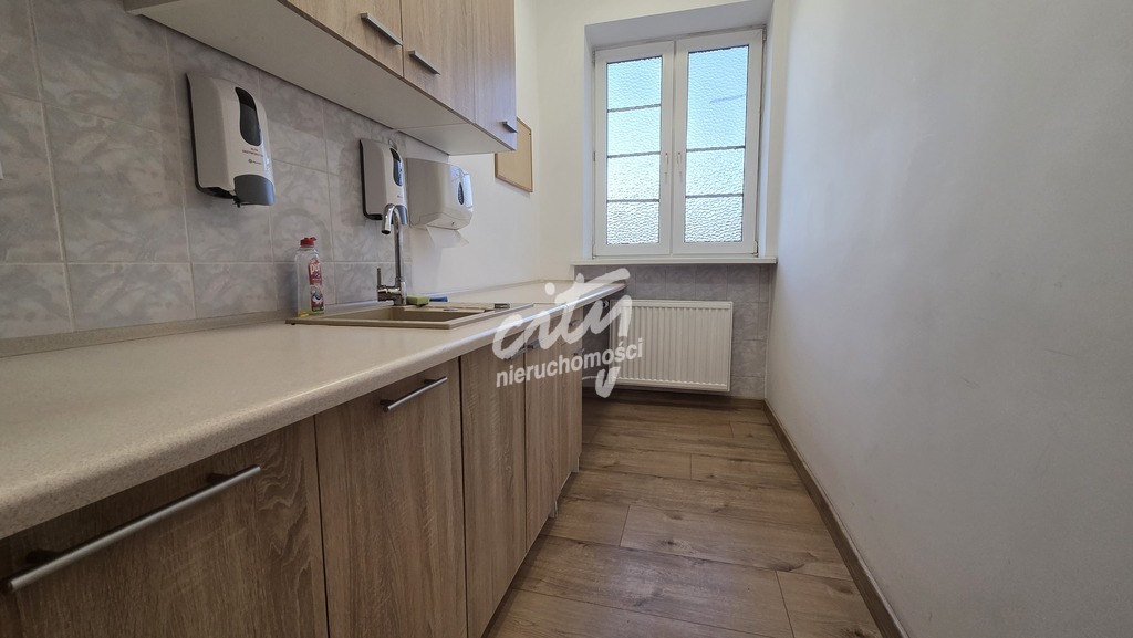 Pogodno! Lokal 200 m2 pod biura (10)